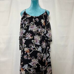 NWT White House Black‎ Market Floral Cold Shoulder Dress xxs